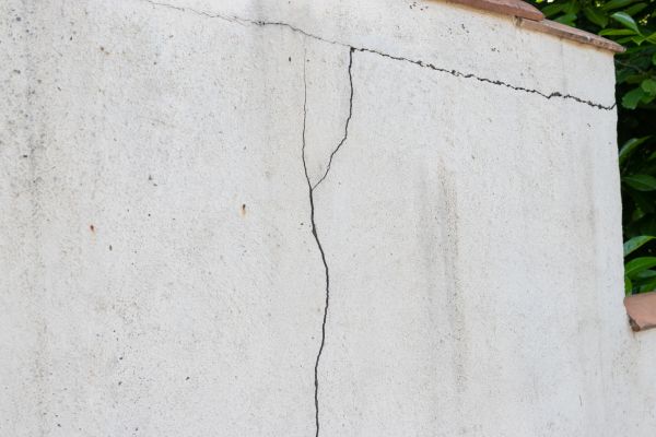 Foundation Crack Patching in Lapeer