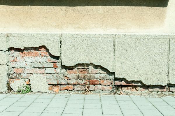 Cost of Foundation Damage Repair in Lapeer