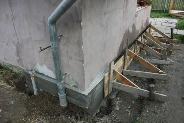Cost of House Underpinning in Lapeer